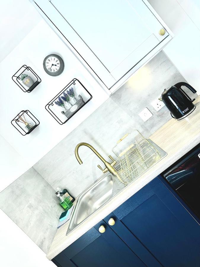 Central, Stylish - 2 Bed Property, The Stable @ Warrenfield, Free Wifi & Parking 오크니 외부 사진
